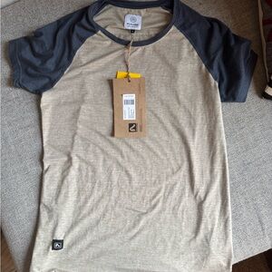 Flex Dry Women's Beige and Gray Short Sleeve Tee